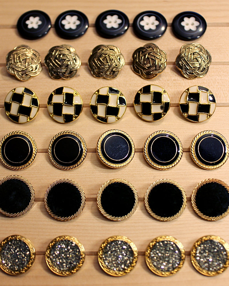 lot of authentic chanel buttons