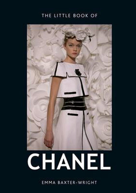 Couture and Chanel (couture) books - SEWING CHANEL-STYLE